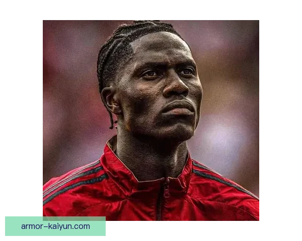 奥纳纳在本赛季的表现稳健，技术全面性受到专家的高度评价。